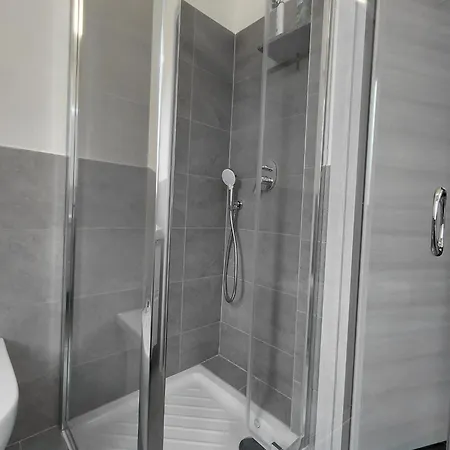 Casa Garibaldi Storica 3 Da Letto * Άστι