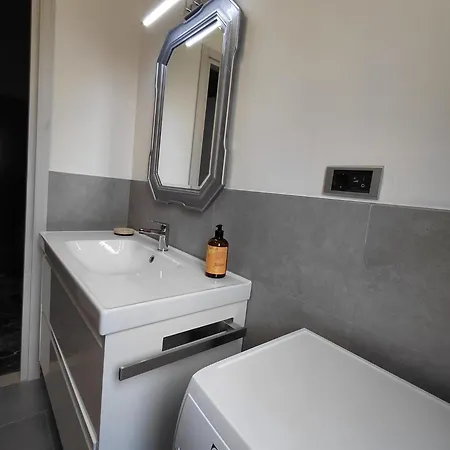 Casa Garibaldi Storica 3 Da Letto شقة *