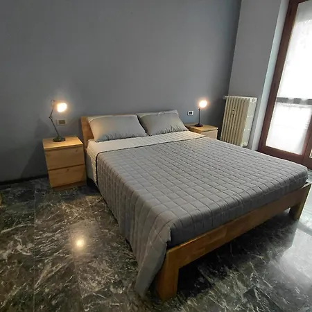 Διαμέρισμα Casa Garibaldi Storica 3 Da Letto *