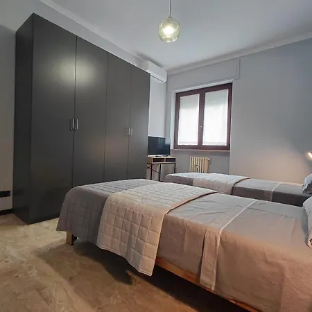 Casa Garibaldi Storica 3 Da Letto شقة آستي