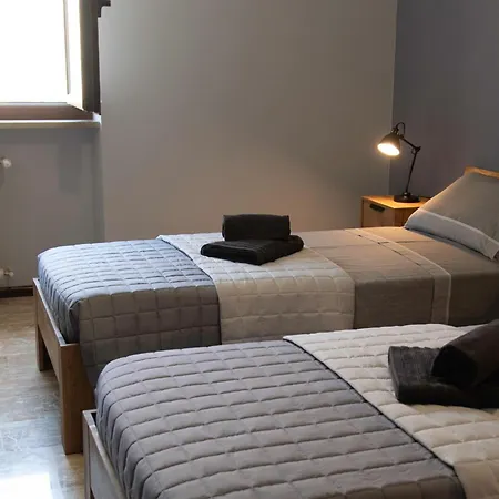 Casa Garibaldi Storica 3 Da Letto Διαμέρισμα Άστι